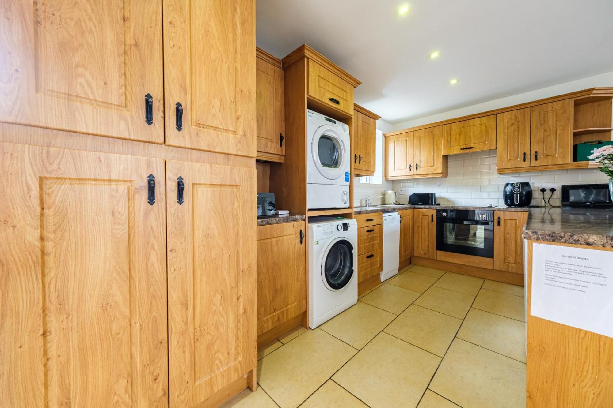 33A Steepleview Apartment Trim Bagian luar foto