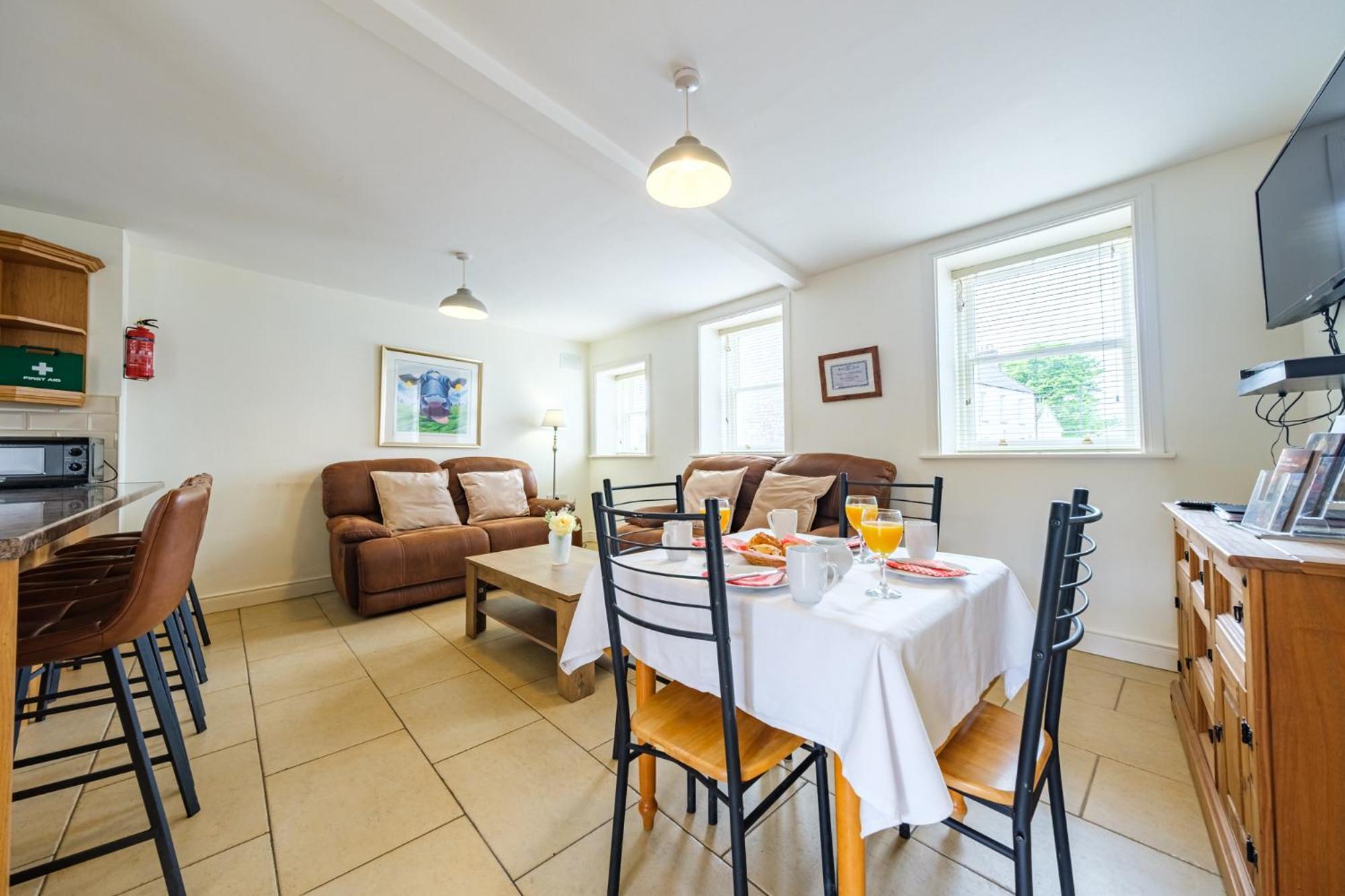 33A Steepleview Apartment Trim Bagian luar foto
